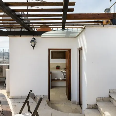 شقة La Terrazza Del Professore By Wonderful Italy *